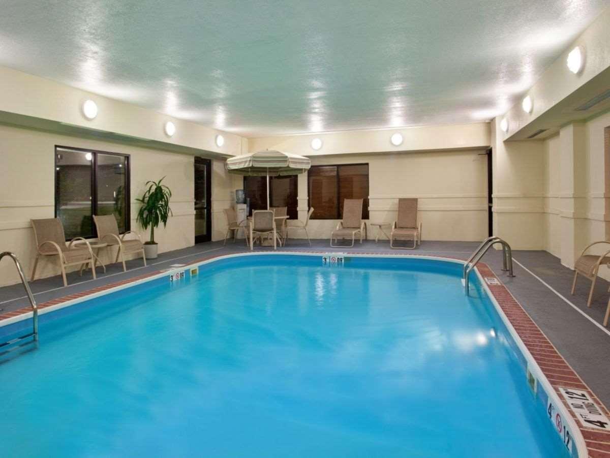 Baymont By Wyndham Merrillville Dış mekan fotoğraf