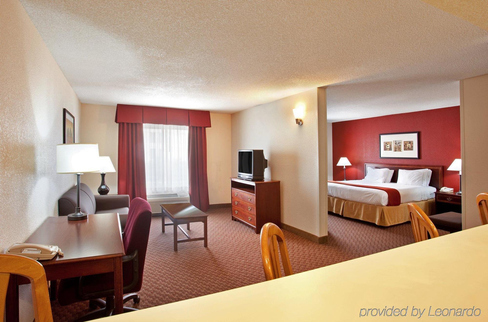 Baymont By Wyndham Merrillville Oda fotoğraf